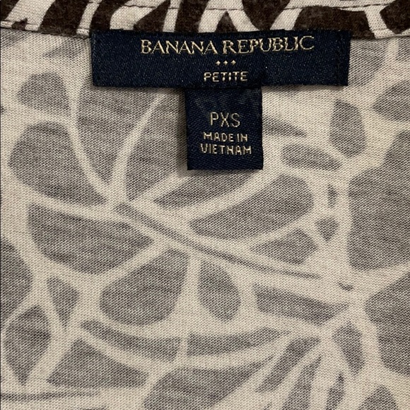 Petite XS Banana Republic wrap dress - Picture 2 of 5